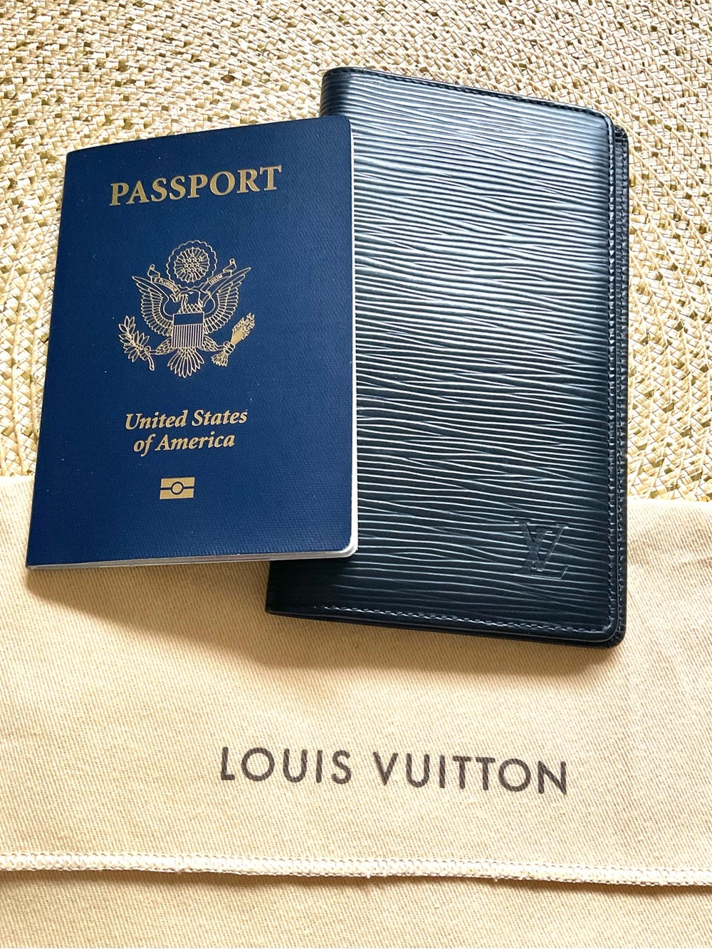 ✅ LV AUTHENTIC BIFOLD WALLET LUXURY LOUIS VUITTON UNISEX